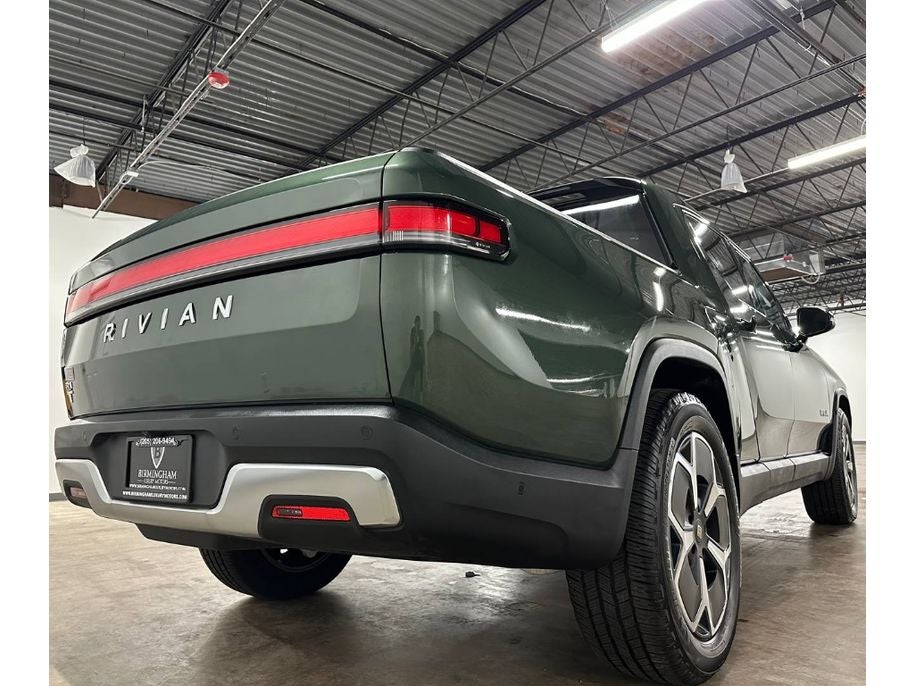 2024 Rivian R1T Adventure