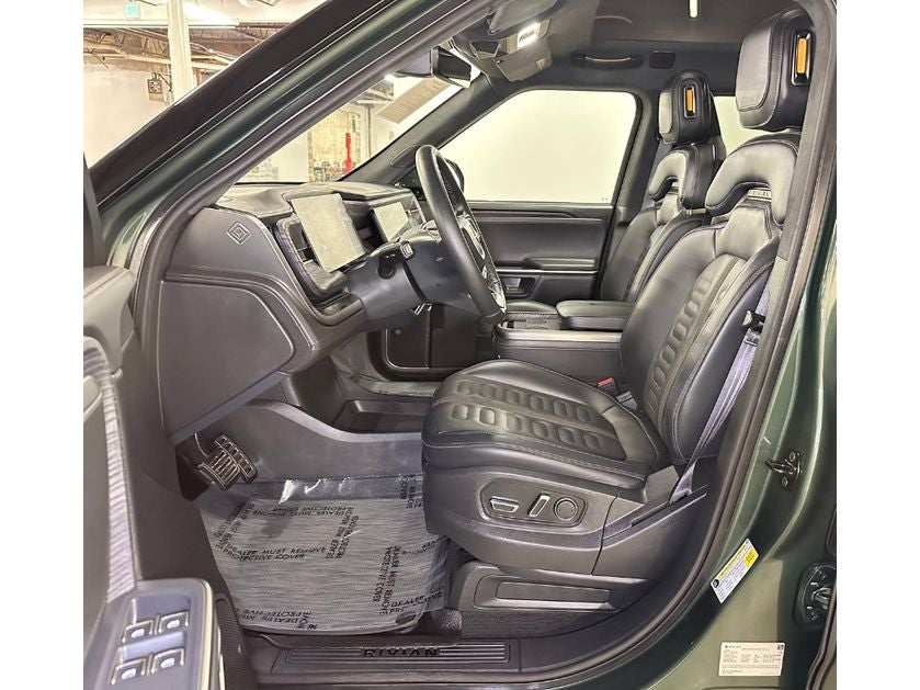 2024 Rivian R1T Adventure