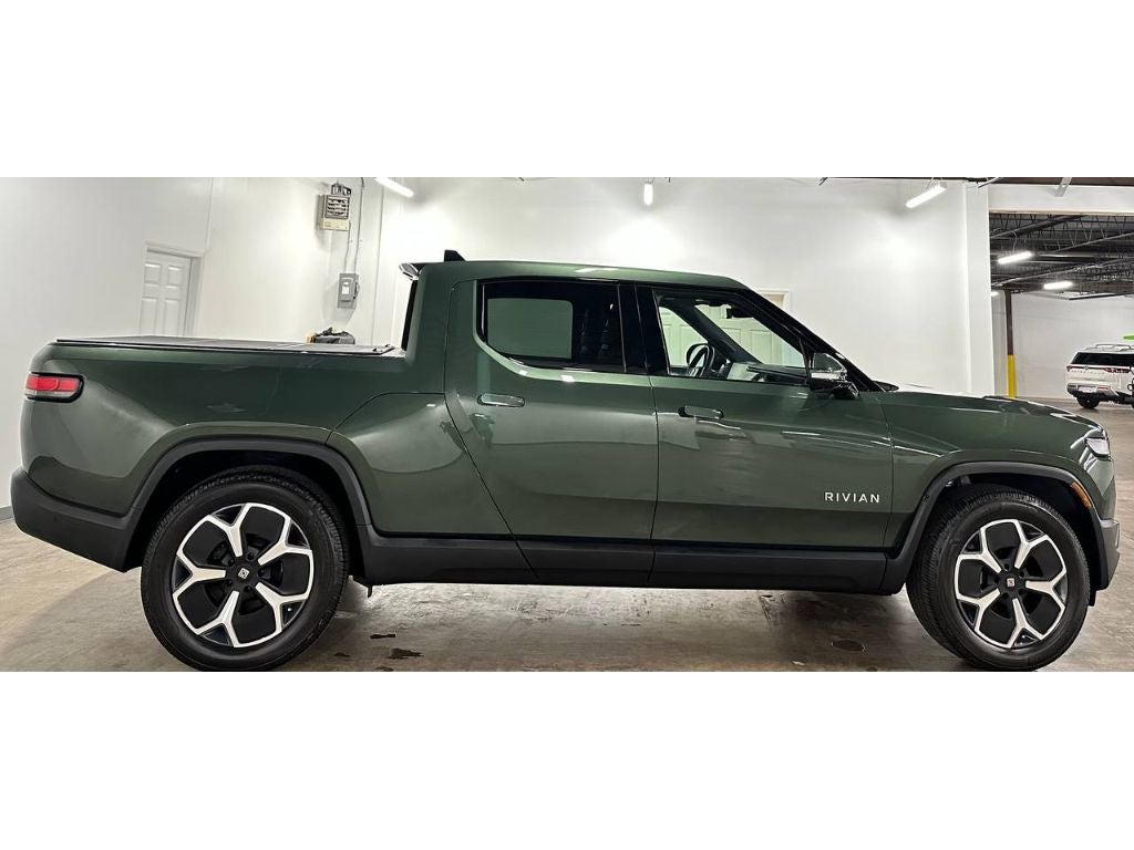 2024 Rivian R1T Adventure