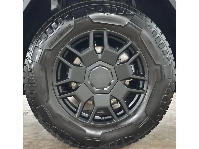 2024 Tesla Cybertruck Foundation