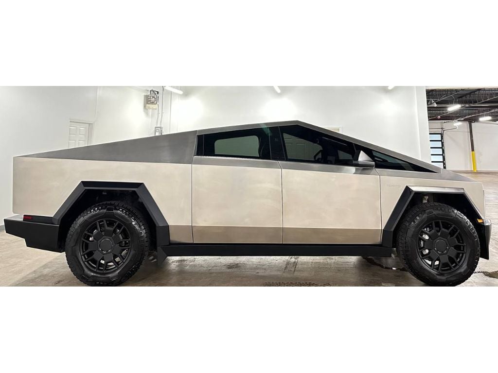 2024 Tesla Cybertruck Foundation