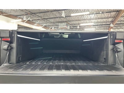 2025 Tesla Cybertruck Crew Cab Medium Bed