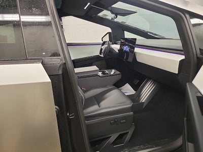 2024 Tesla Cybertruck Foundation