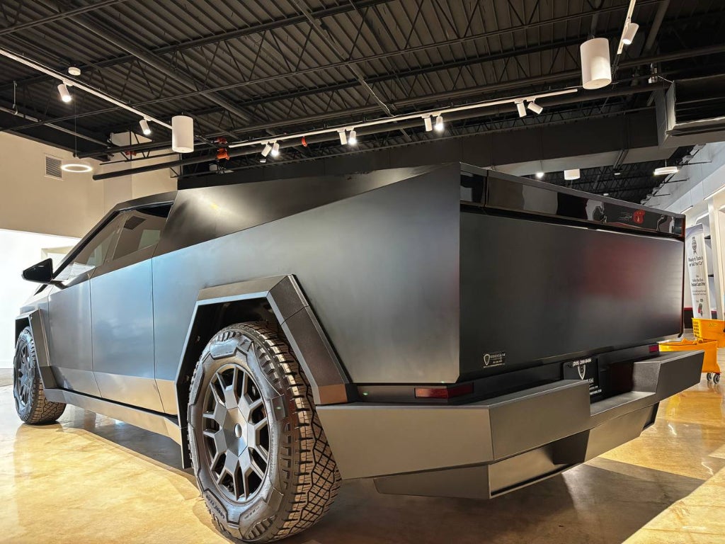 2024 Tesla Cybertruck Cyberbeast