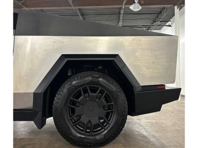 2024 Tesla Cybertruck Cyberbeast