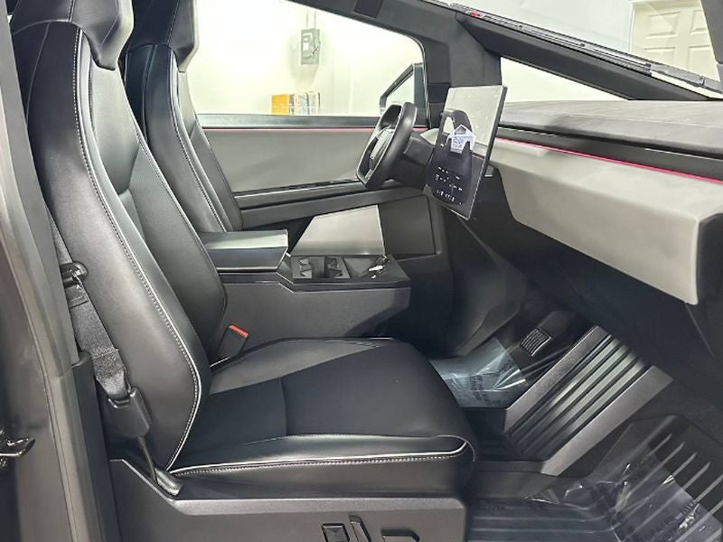 2024 Tesla Cybertruck Cyberbeast