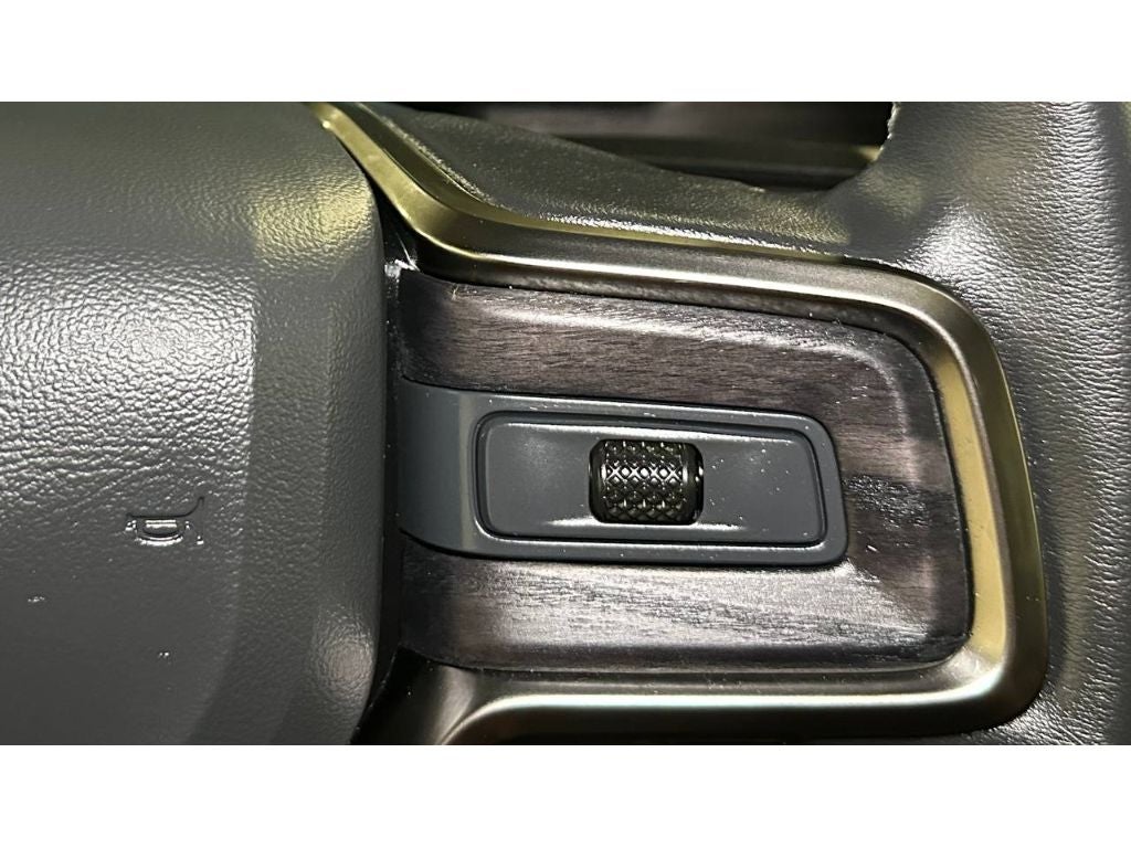 2024 Rivian R1S Adventure