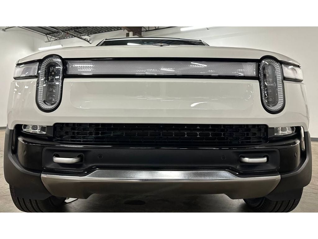 2024 Rivian R1S Adventure
