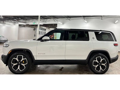 2024 Rivian R1S Adventure