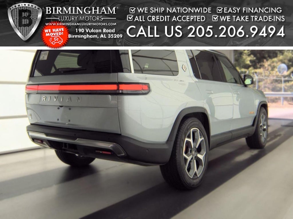 2024 Rivian R1S Adventure