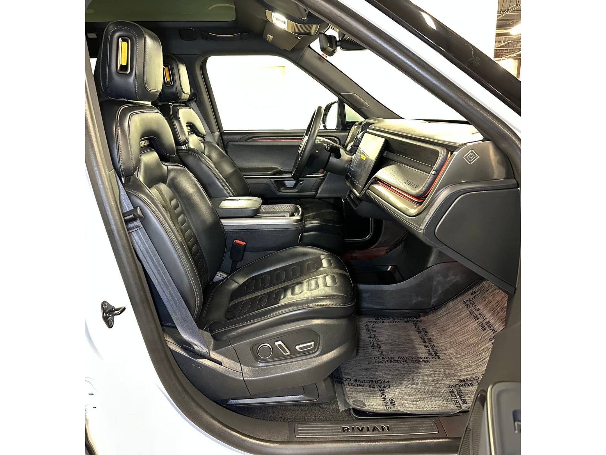 2026 Rivian R1S PREFORMANCE DUAL LARGE Adventure