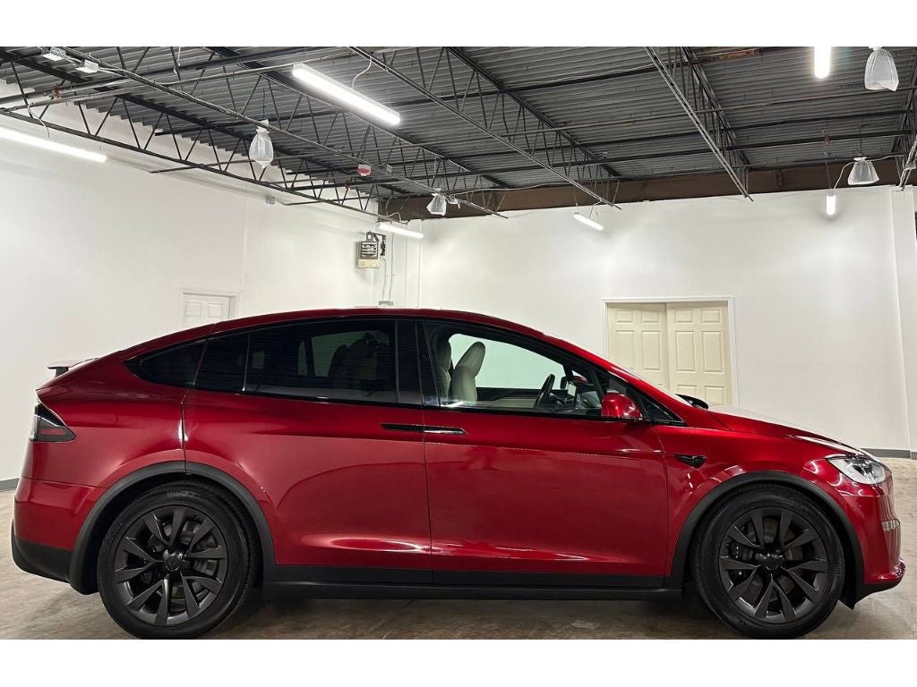 2023 Tesla Model X Base