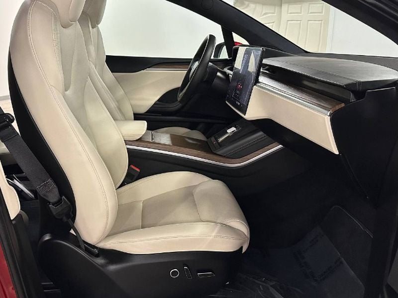 2023 Tesla Model X Base