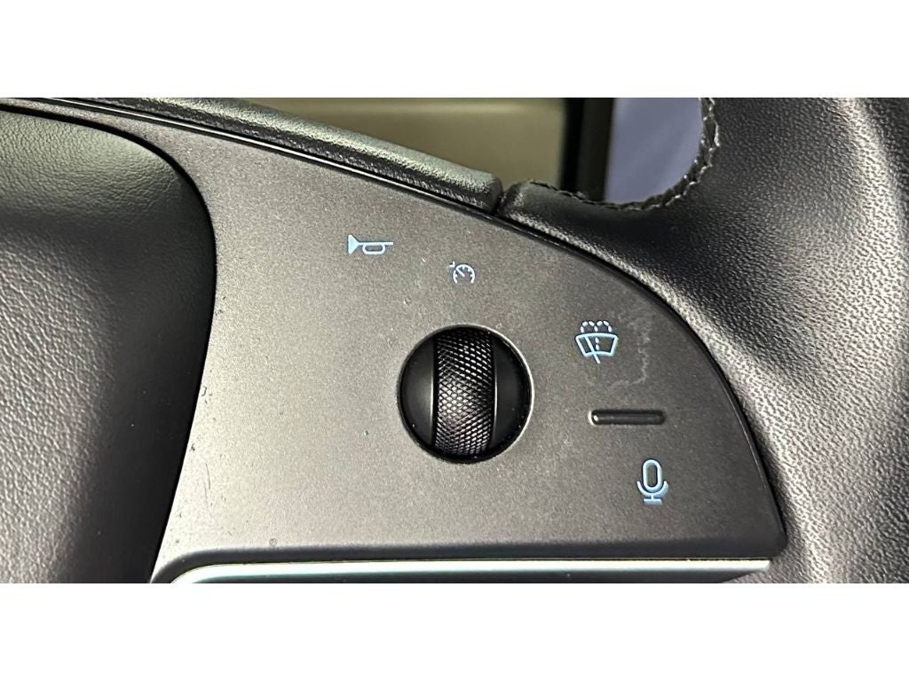 2023 Tesla Model X Base