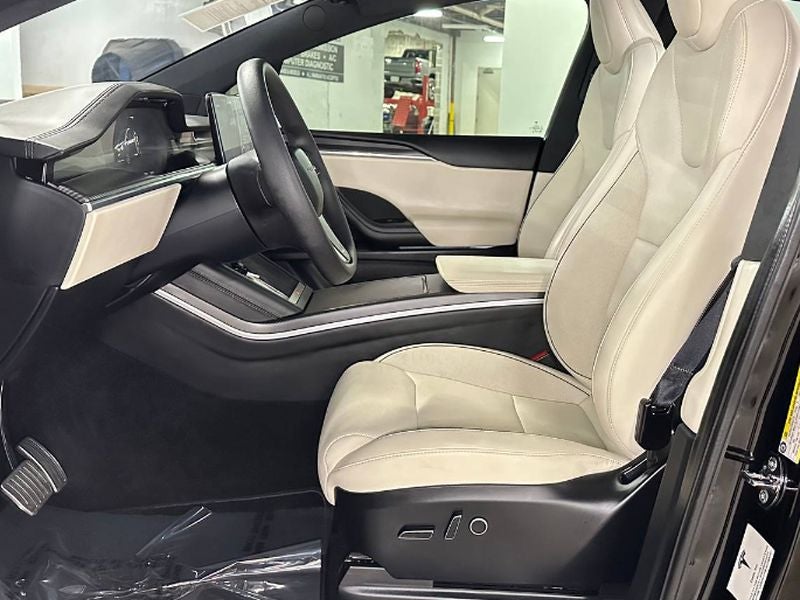 2024 Tesla Model X Plaid