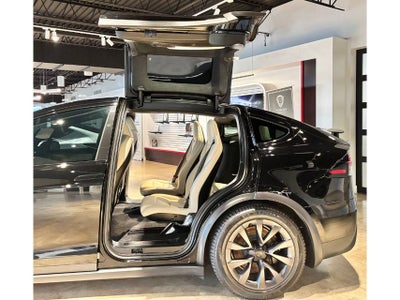 2022 Tesla Model X Plaid