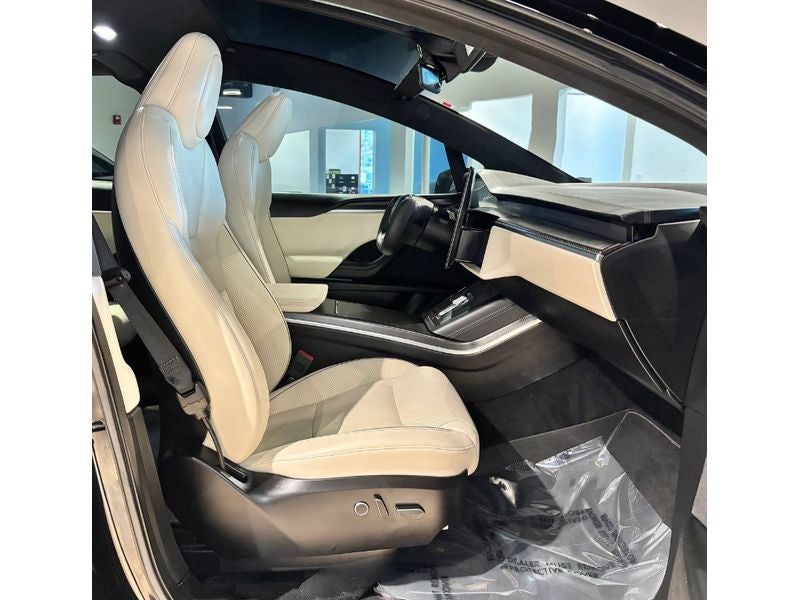2022 Tesla Model X Plaid
