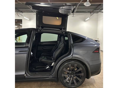 2022 Tesla Model X Plaid