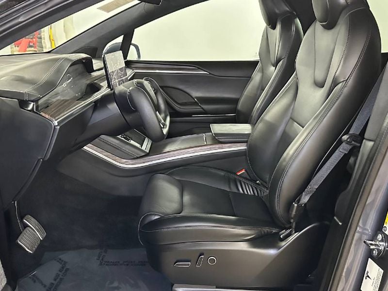 2023 Tesla Model X Base