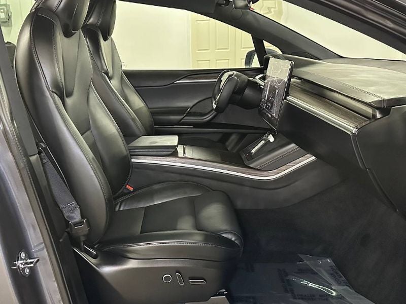 2023 Tesla Model X Base