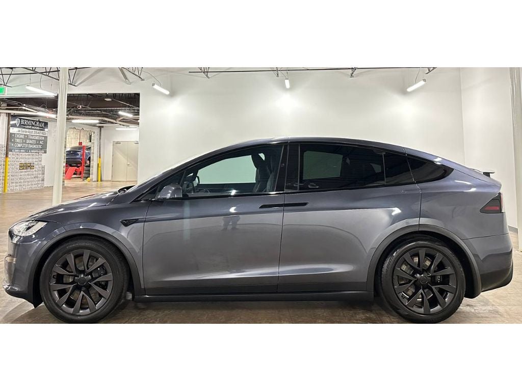 2023 Tesla Model X Base