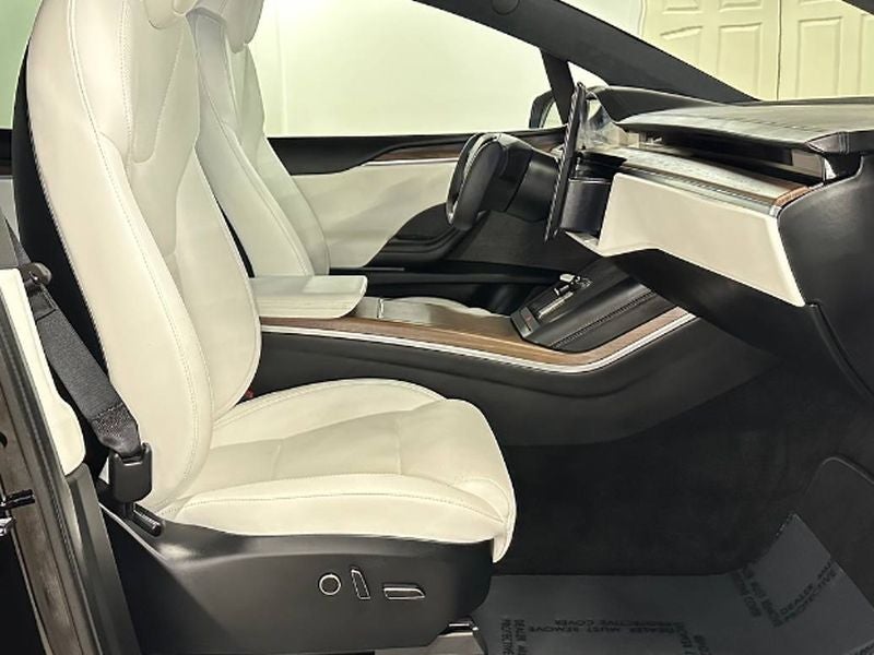 2024 Tesla Model X Base