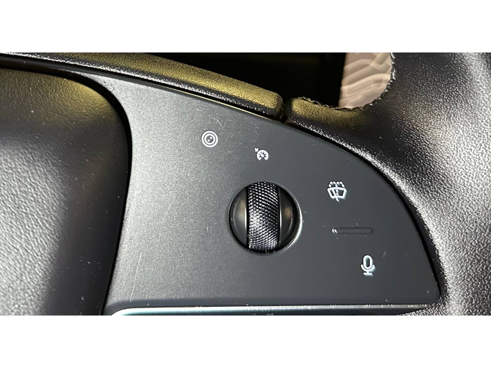 2024 Tesla Model X Base