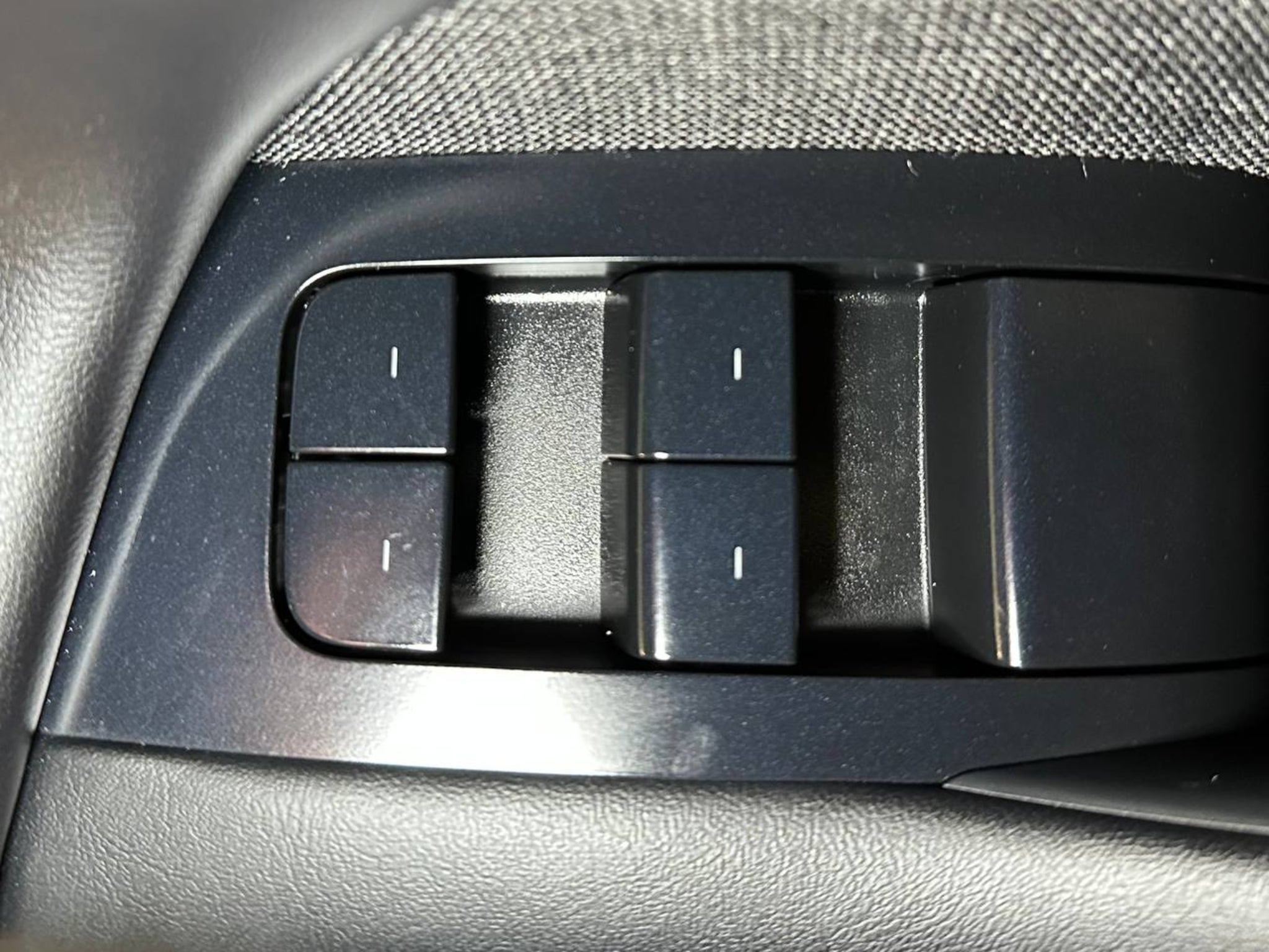 2024 Tesla Model X Base