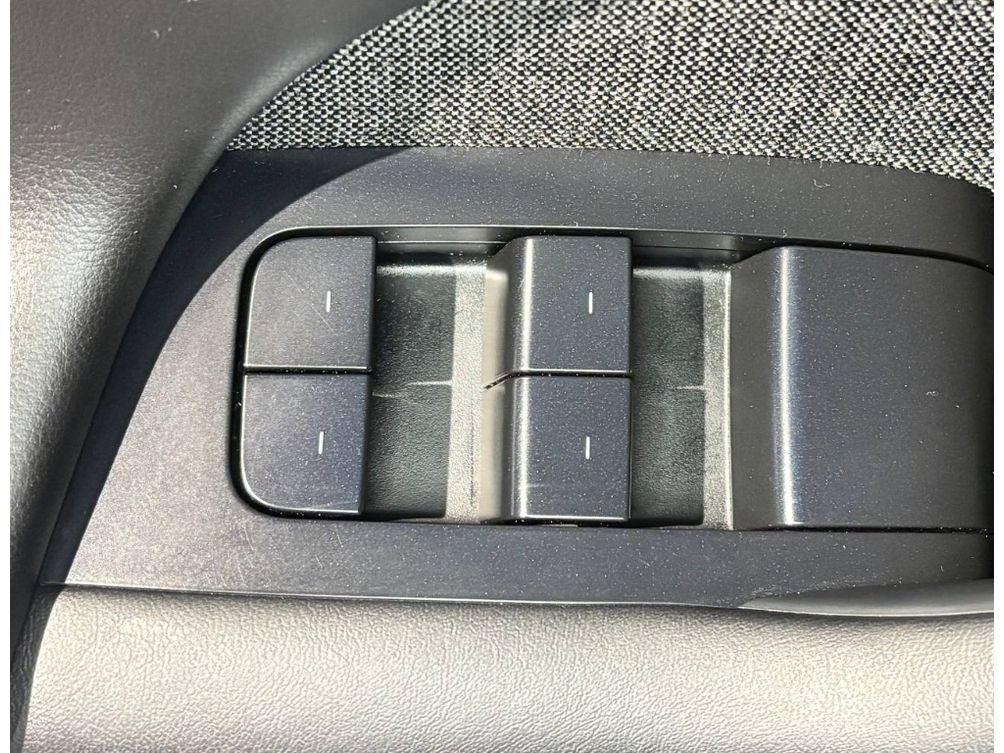 2024 Tesla Model X Base