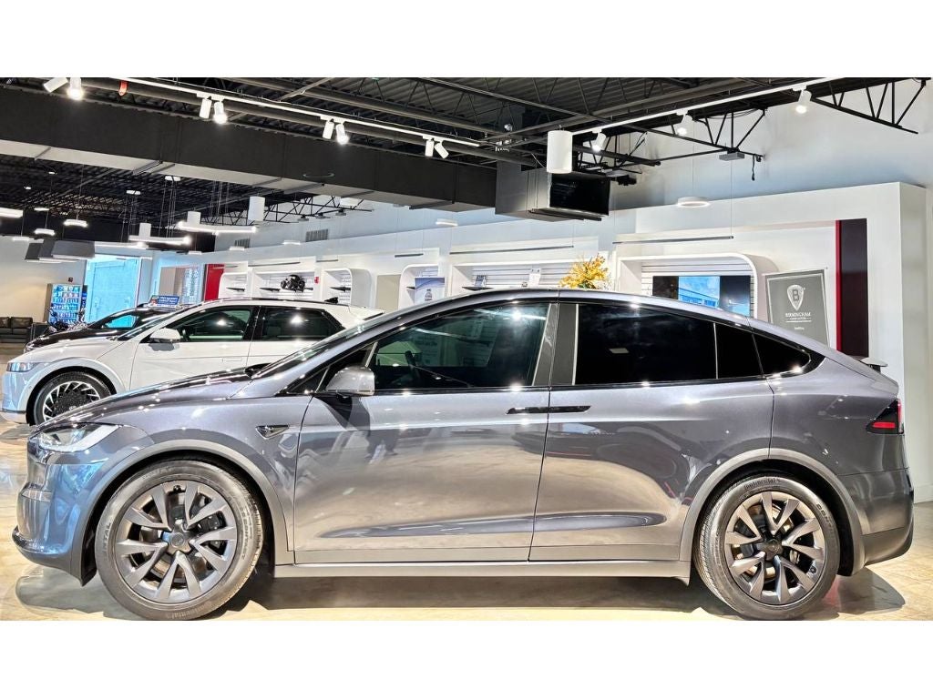 2024 Tesla Model X Base