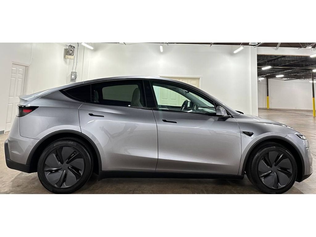 2026 Tesla Model Y Long Range