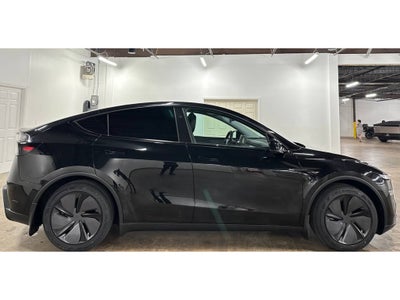 2026 Tesla Model Y Standard