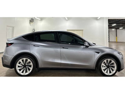 2026 Tesla Model Y Long Range