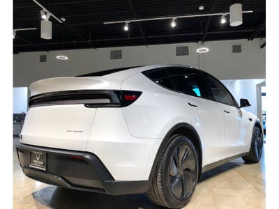 2026 Tesla Model Y Long Range