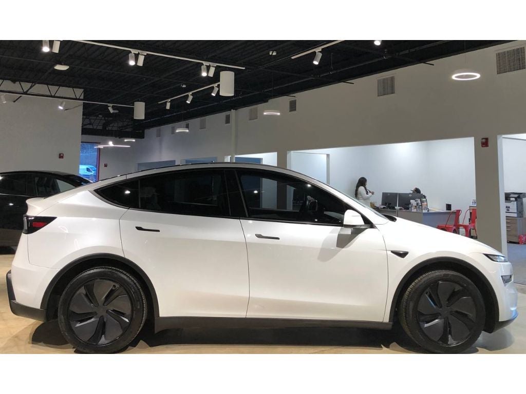 2026 Tesla Model Y Long Range