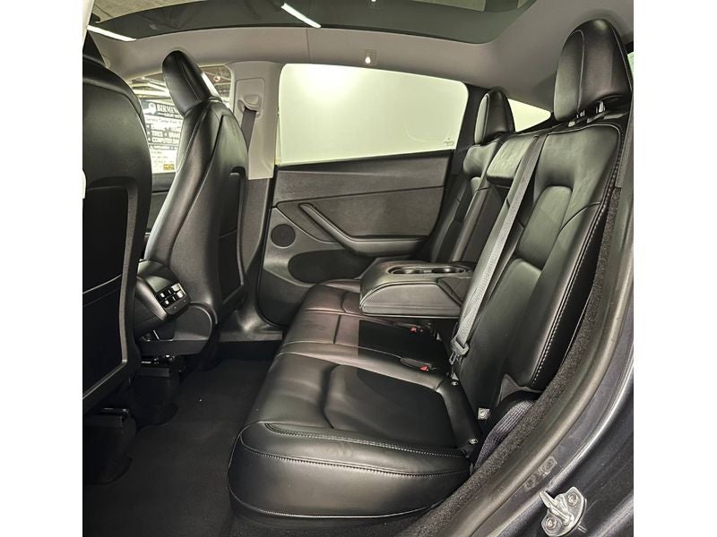 2025 Tesla Model Y Performance