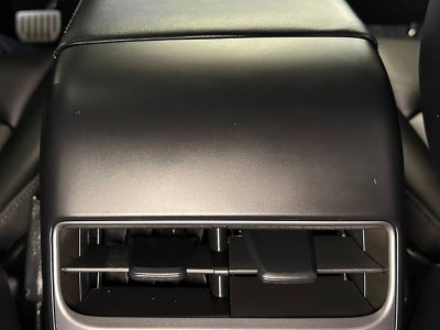 2024 Tesla Model Y Performance