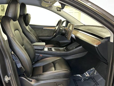 2025 Tesla Model Y Performance
