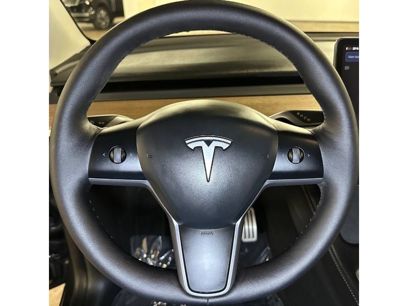 2025 Tesla Model Y Performance
