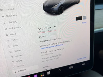 2025 Tesla Model Y Performance