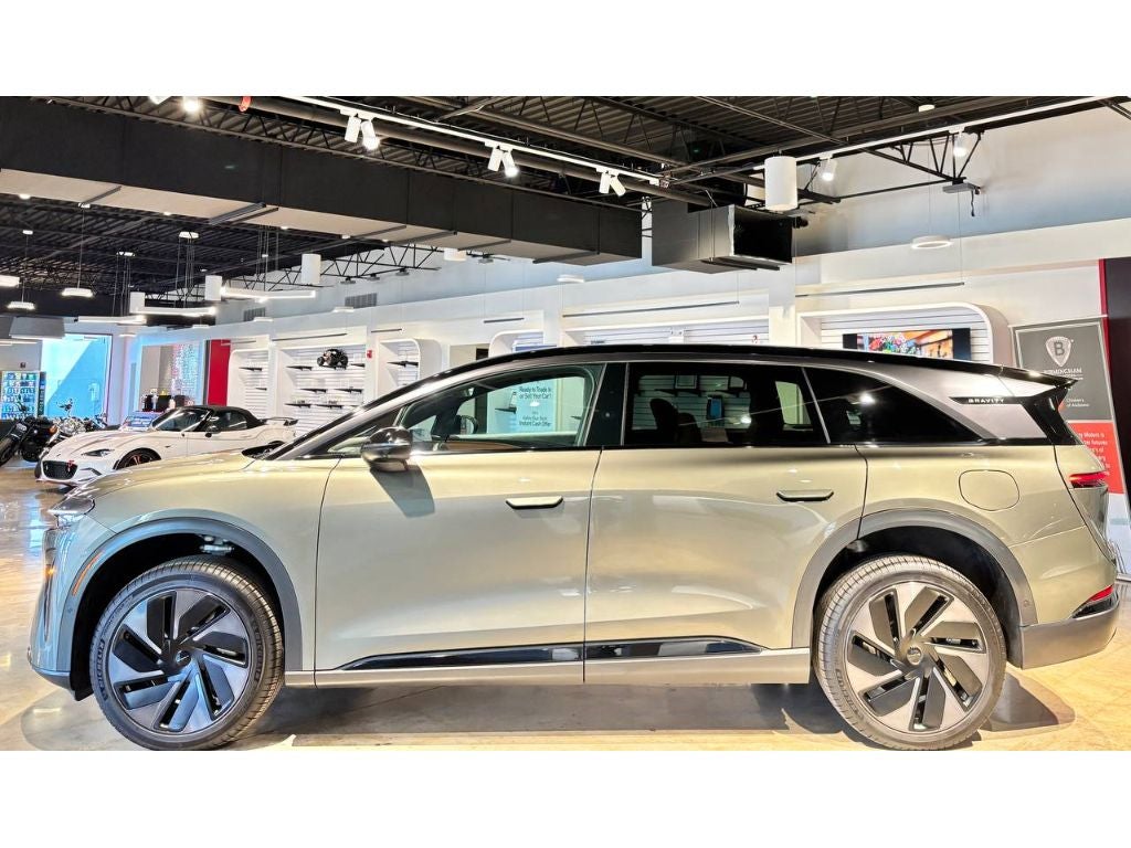 2026 Lucid Gravity Grand Touring