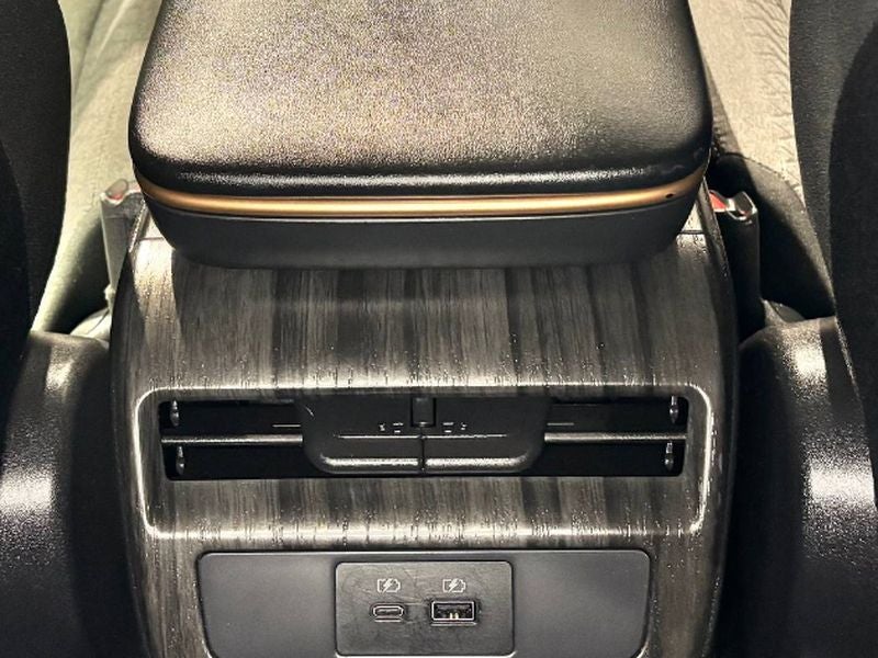 2023 Nissan Ariya Venture+