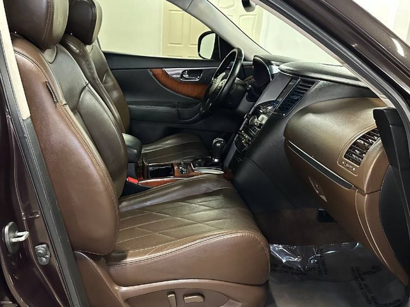 2010 INFINITI FX35 Base