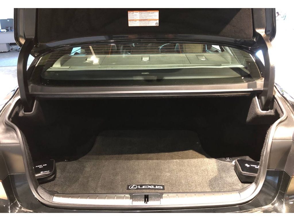 2021 Lexus LS 500h Core