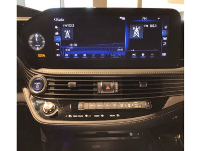 2021 Lexus LS 500h Core