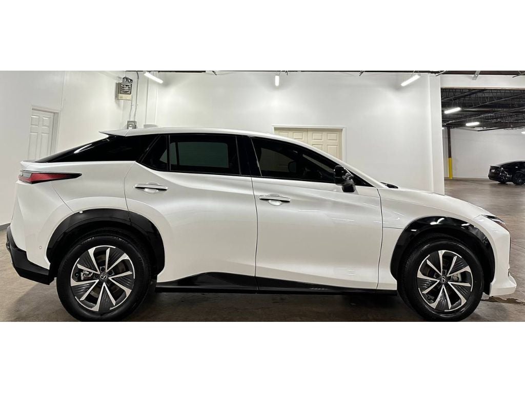2024 Lexus RZ 450e Premium