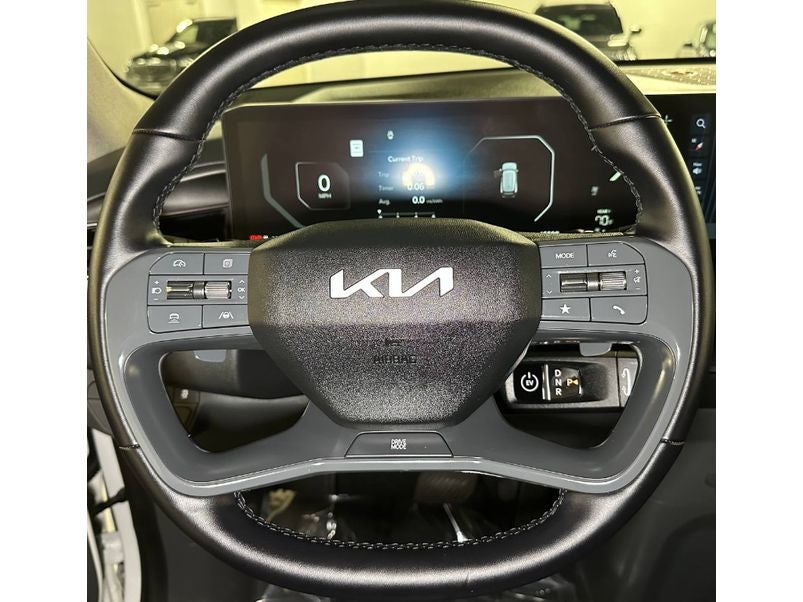 2024 Kia EV9 Light SR