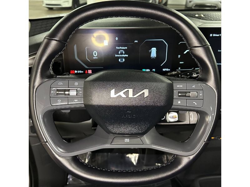 2024 Kia EV9 Light LR