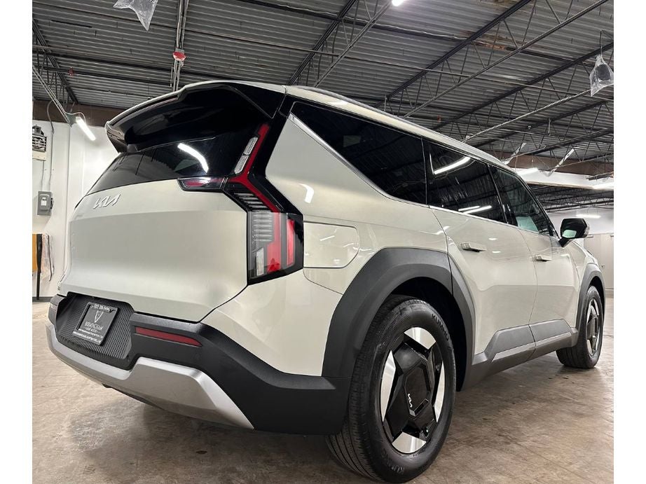 2024 Kia EV9 Wind