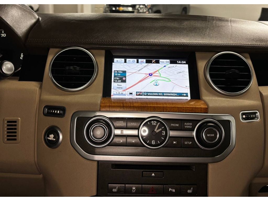 2015 Land Rover LR4 LUX